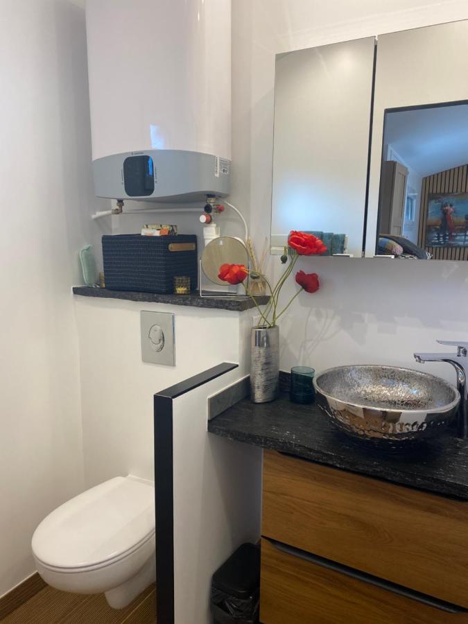 Appartement Paris-Zenith-Bienvenue-Terrasse-Netflix à Pantin Extérieur photo